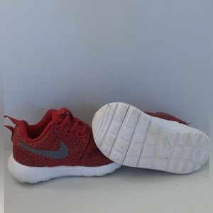 Nike Roshe toddlers 5c